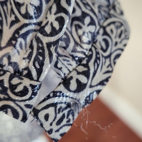 Tory Burch Stretch Silk Keyhole Neck Blue Metallic Long Sleeve Blouse Size 4 - Picture 9 of 12